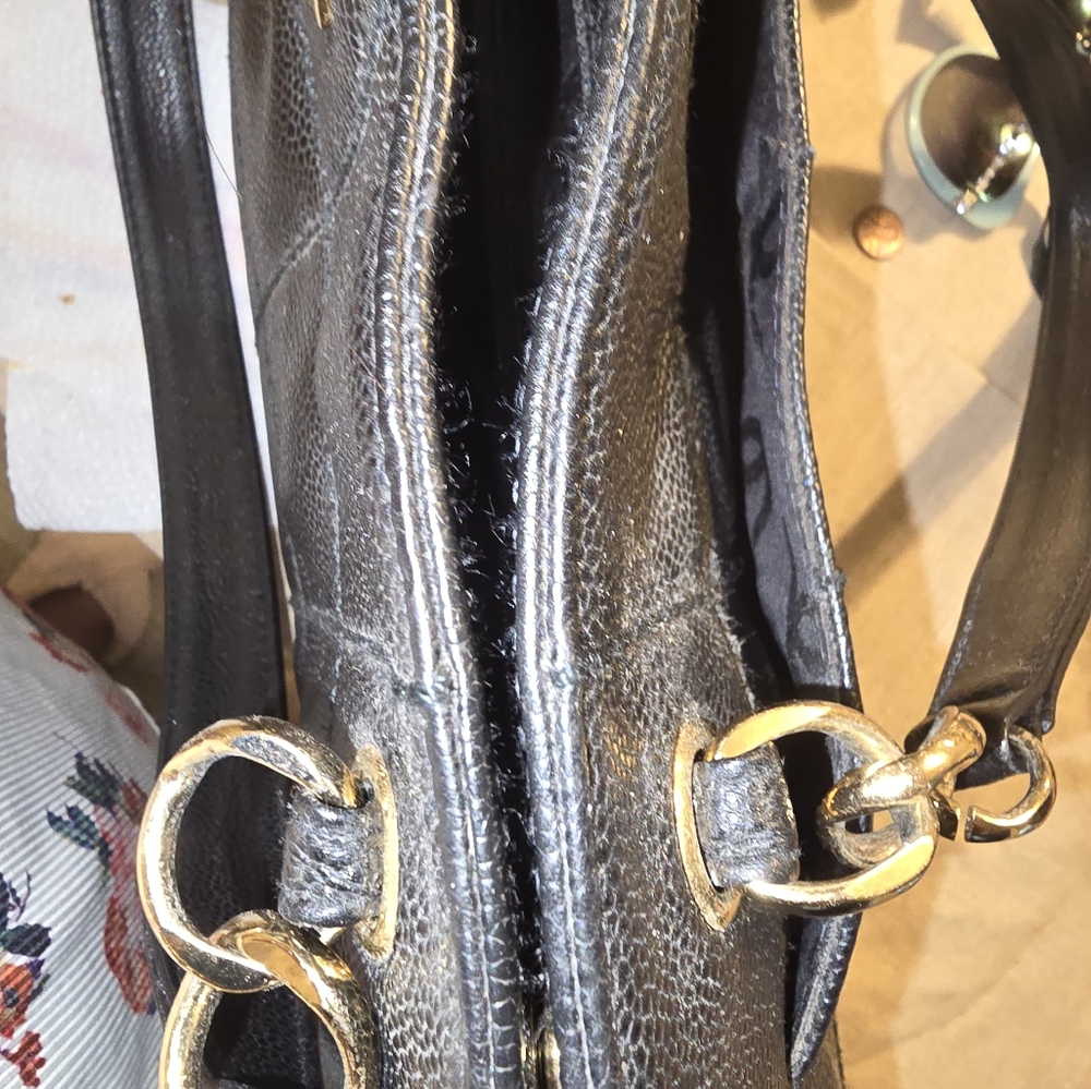 Chanel tote - Picture 14 of 15